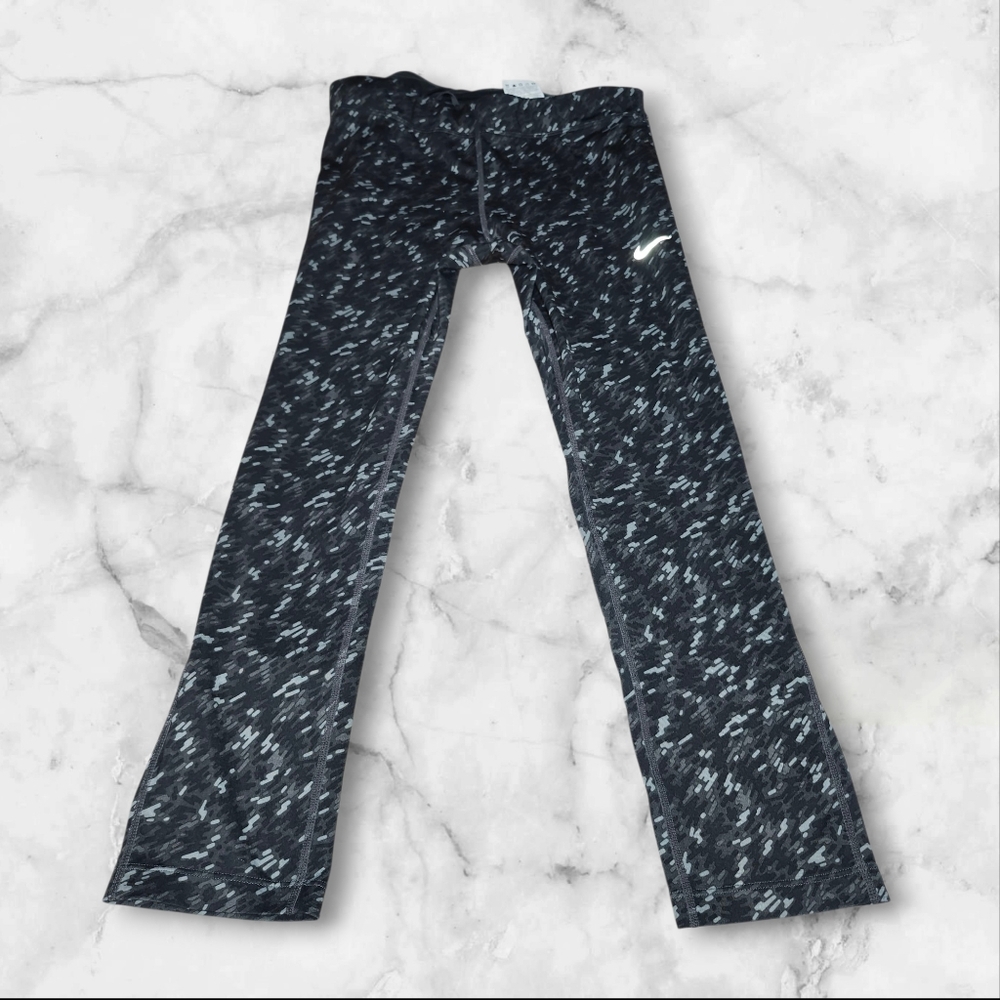 Nike Leggings - Picture 2 of 5